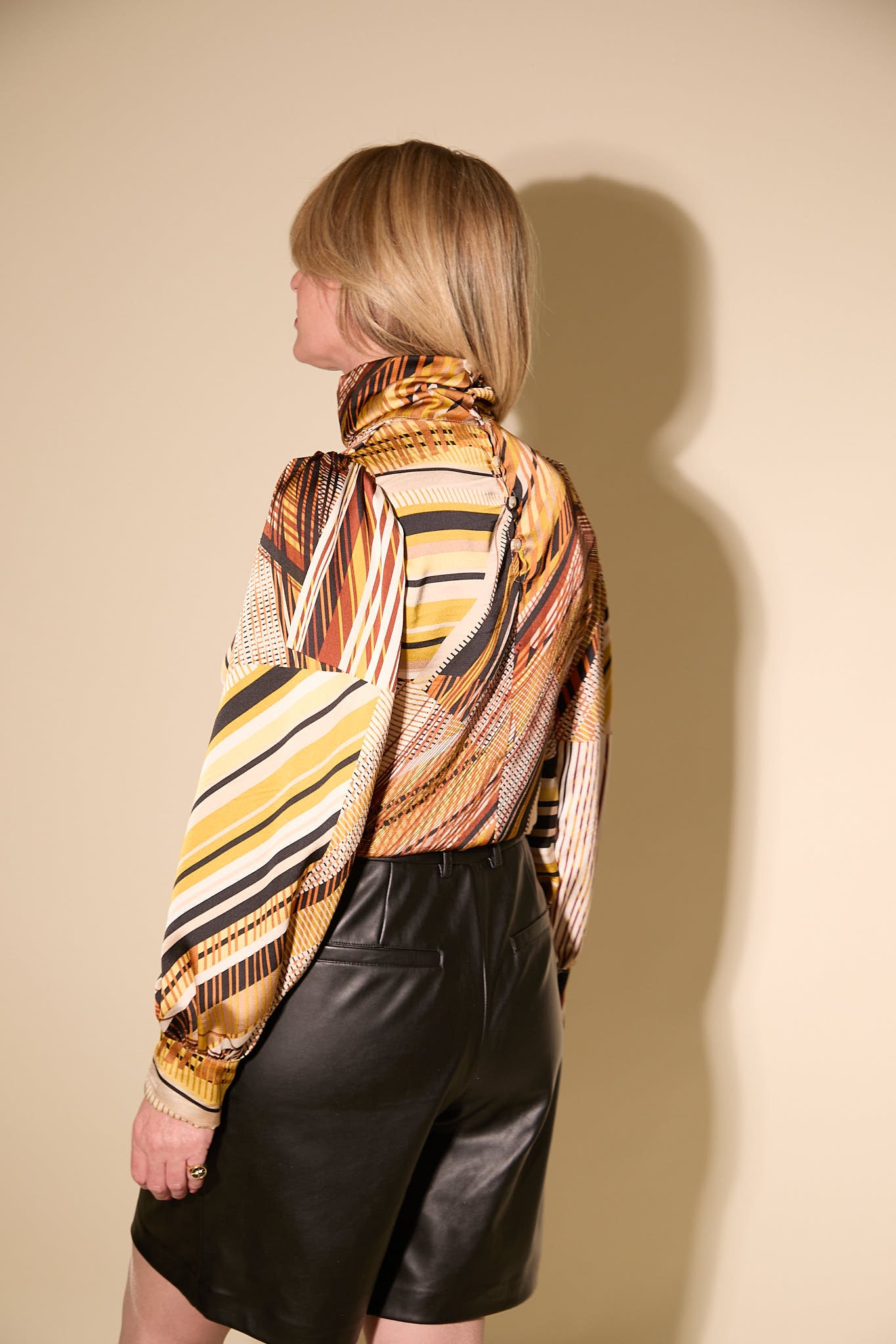 Retro Abstract Flow Blouse